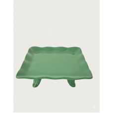 Bandeja verde quadrada com pé 